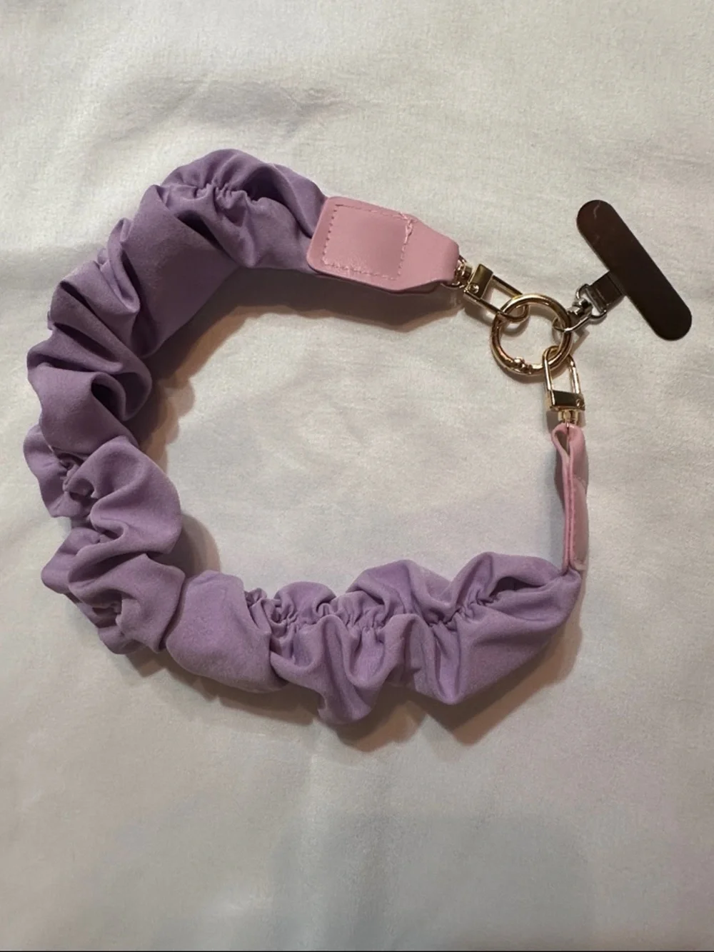 Stylish Lavender Scrunchie Phone Case Wristlet with Pink Accent NWOT